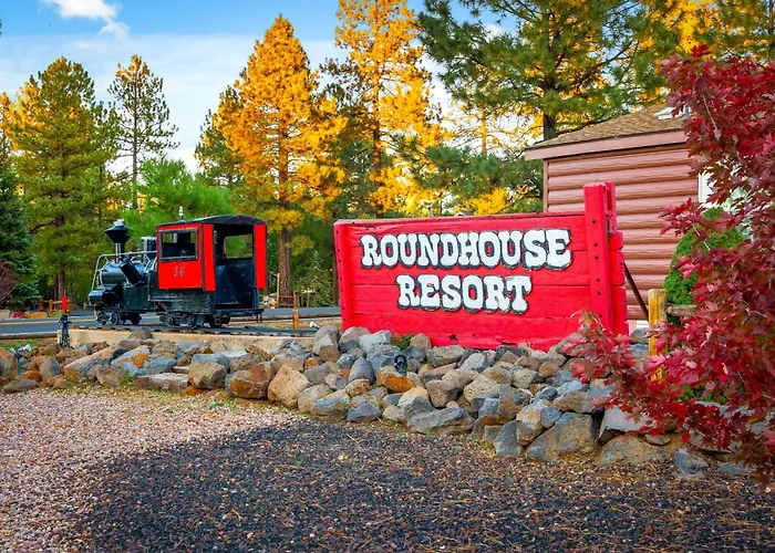 Roundhouse By Vri Indian Pine