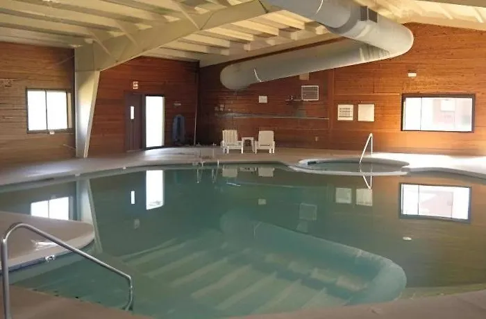 Roundhouse By Vri Hotel 3*